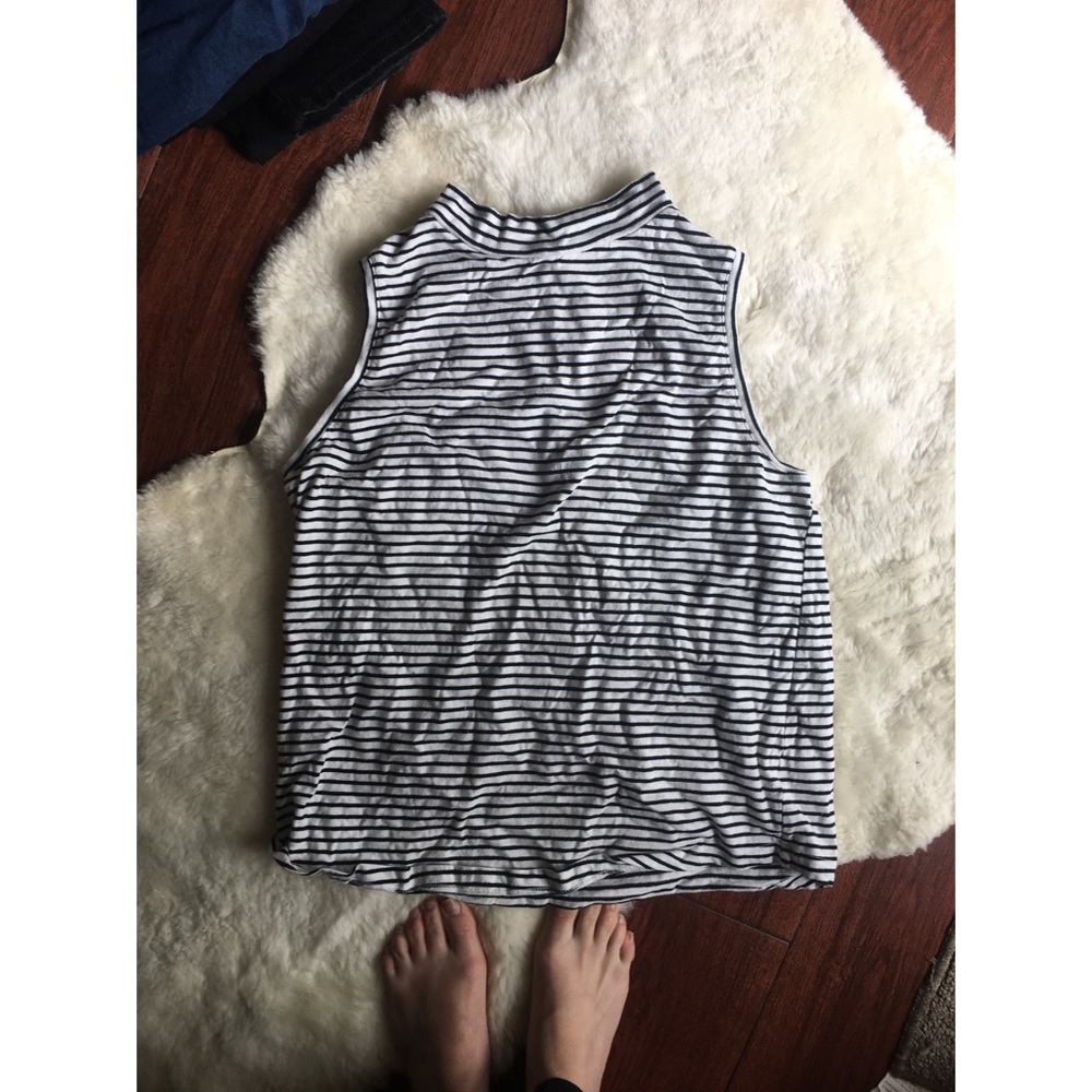 Universal Thread Blouse - image 3